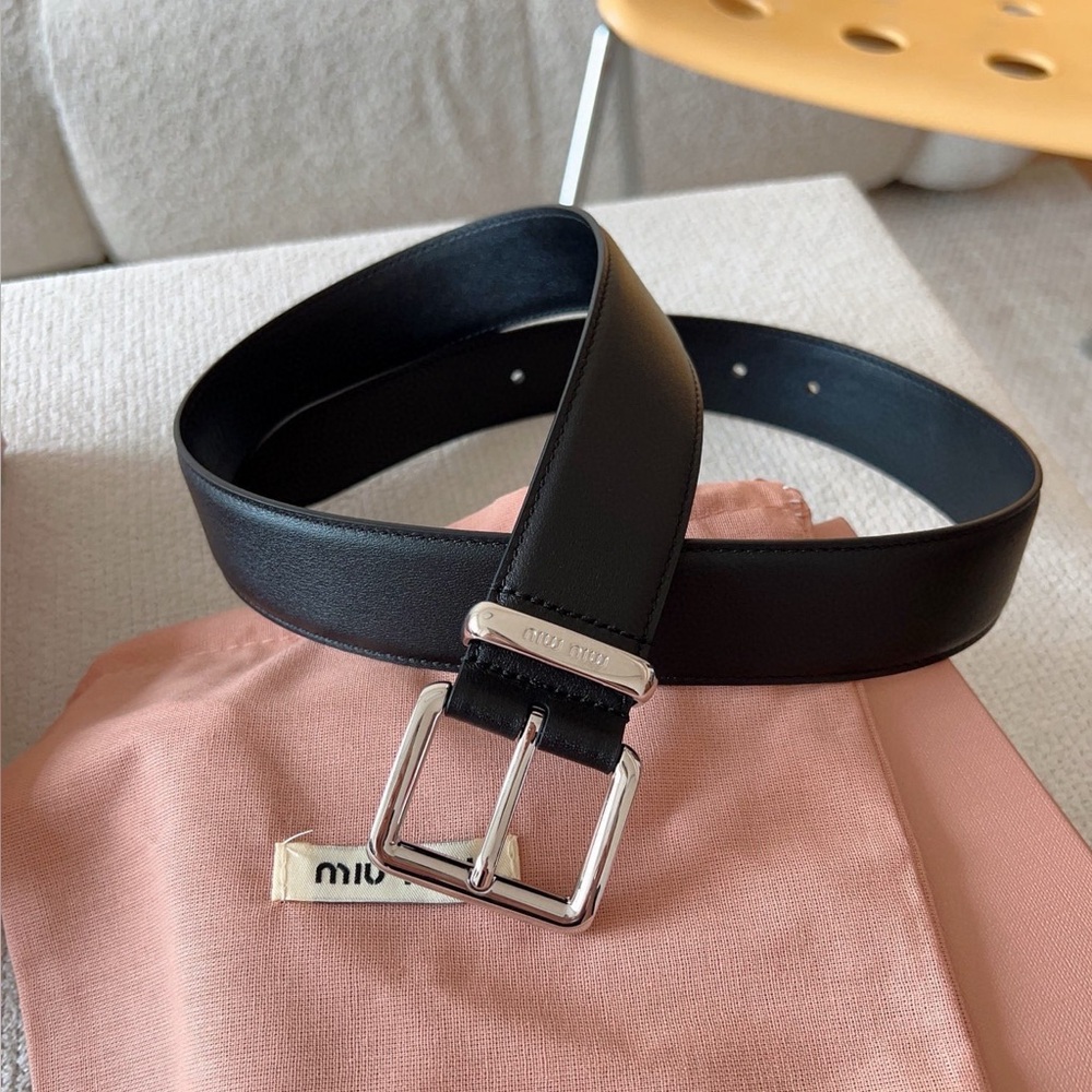Miu Miu Black Leather Men's Belt 😎😎😎